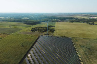 Temiz elektrik enerjisi için modern yenilenebilir sistem