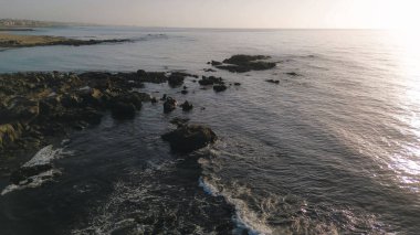 Atlantik kıyı şeridine sahip kıyı köyü