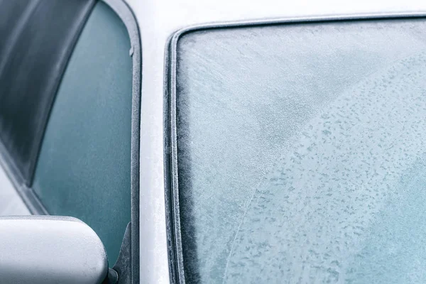 Soğuk bir günde buz gibi silecekler