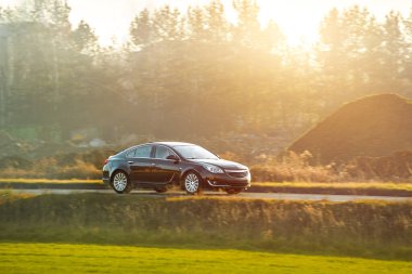 Premium yönetici arabası sorunsuz gidiyor.