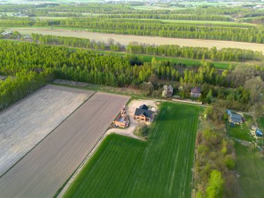 Kır evi inşaatı erken safhada