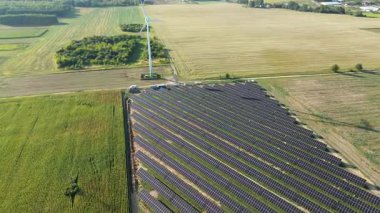 Temiz güneş enerjili yenilenebilir enerji santrali
