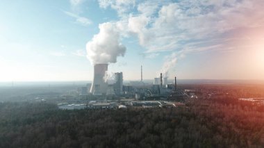 Büyük ölçekli enerji üretim tesisi