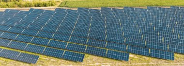 Yaz günışığında doğal bulutlar