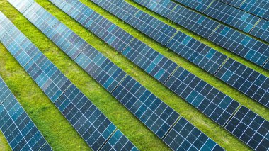 Güneş panellerinden gelen çevre dostu enerji