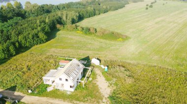 Ev inşaatının havadan çekimi