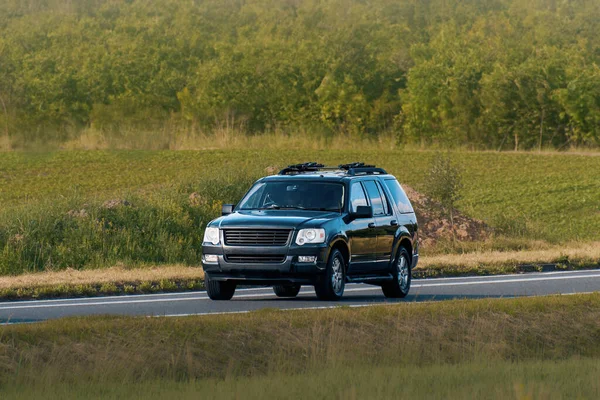 SUV macera ve doğa keşfi