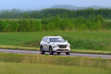 Modern Çin otoyolda elektrikli araç yaptı.