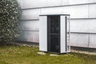 Modern aile evi için temiz enerji çözeltisi