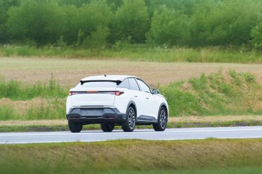 Dinamik bir hareketle çapraz sürüş