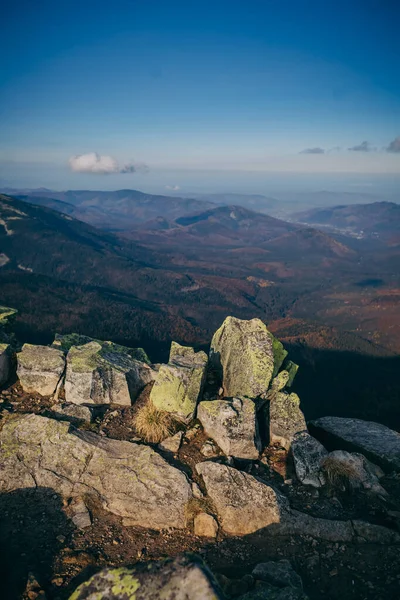 Een wankele berg een wankele heuvel — Stockfoto