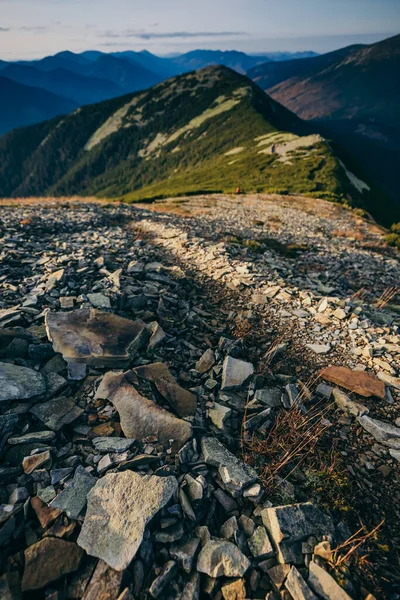 Uitzicht op de rotsachtige berg — Stockfoto