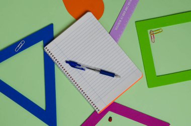 Okul konularının güzel, parlak planı.