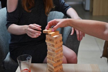 Kırpma yolu ile karışık kule