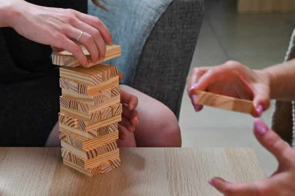 Sprungturm mit Kletterpfad — Stockfoto