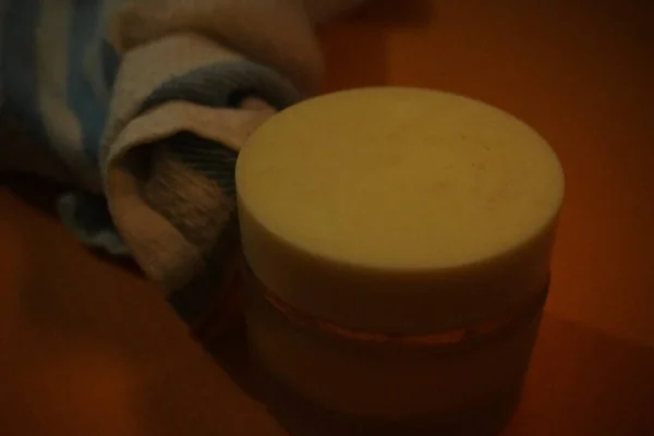 Parlayan Cilt İçin C vitamini maskesi, Kakadu eriği ve Hyaluronic Asit, Kadınlar ve Erkekler İçin Tüm Cilt Türleri İçin Yüz Kremi Paketi