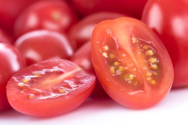 Köstliche frische Kirschtomaten — Stockfoto