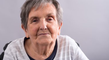 kadın kıdemli portre