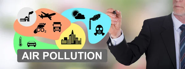 大気汚染の概念を描くビジネスマン — ストック写真