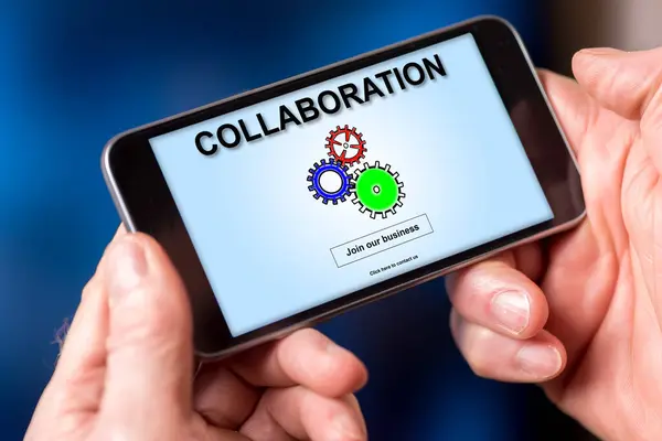 Bir Işbirliği Konseptini Gösteren Akıllı Telefon Ekranı — Stok fotoğraf