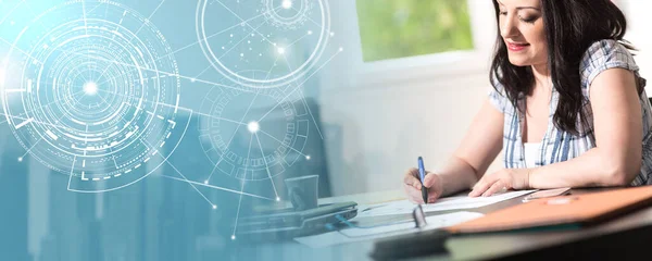 Joven Empresaria Trabajando Documentos Oficina Pancarta Panorámica — Foto de Stock