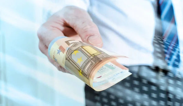 Ręka Człowieka Trzymająca Różne Banknoty Euro Efekt Świetlny — Zdjęcie stockowe