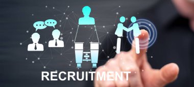 Adam dokunmatik ekranda işe alım konseptine parmağıyla dokunuyor.