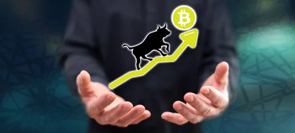 Bitcoin Bullish Trend Concept Boven Handen Van Een Man Achtergrond — Stockfoto