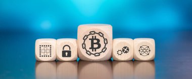 Mavi arkaplanda engelleme zinciri sembolü olan tahta bloklar