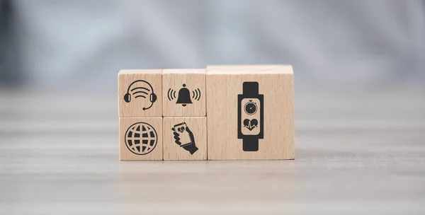 Holzblöcke Mit Symbol Für Tragbares Technologie Konzept — Stockfoto