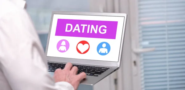 Laptop Screen Displaying Online Dating Concept — Stock Photo, Image