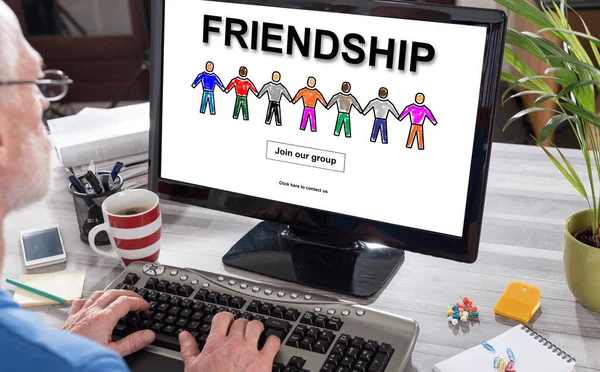 Man Using Computer Friendship Concept Screen — Stock Photo, Image