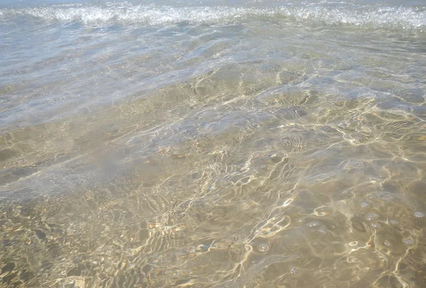 海辺で海の水 — ストック写真