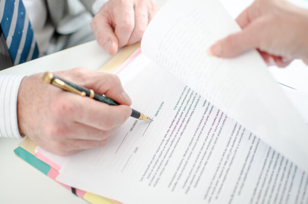 Подписание контракта
