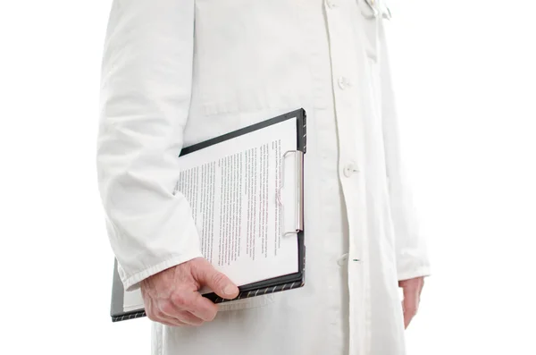 Doctor sosteniendo un portapapeles —  Fotos de Stock