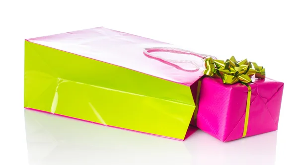 Gift with paper shopping bag — Stock Photo, Image
