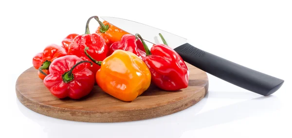 Fresh habanero peppers on cutting board — Stock Photo, Image