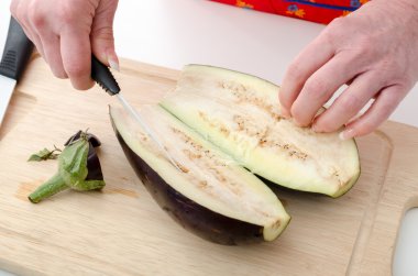 Eller kadın kesme patlıcan