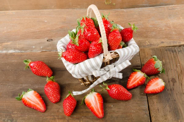 Fresh strawberries in a basket — Stock Photo, Image