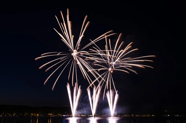 Fuegos artificiales — Foto de Stock