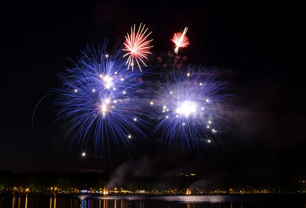 Fuegos artificiales — Foto de Stock