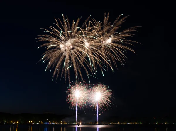 Fuegos artificiales — Foto de Stock