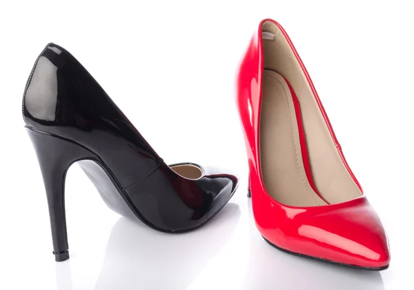 Черные и красные туфли на высоком каблуке — стоковое фото