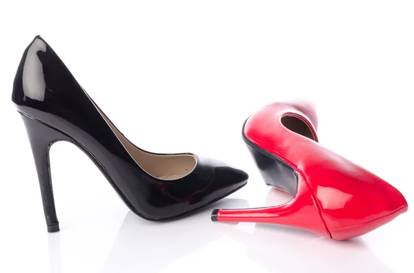 Черные и красные туфли на высоком каблуке — стоковое фото