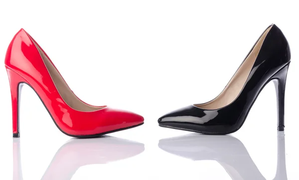 Zapato tacón alto negro y rojo — Foto de Stock