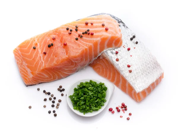 Fresh raw salmon fillet with herbs and spice — Stock Photo, Image