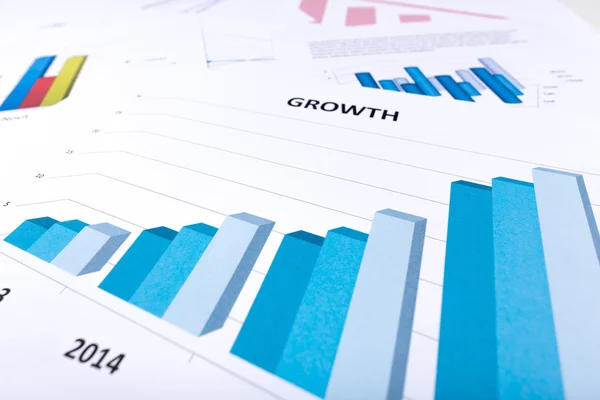 Growing graphs — Stock Photo, Image