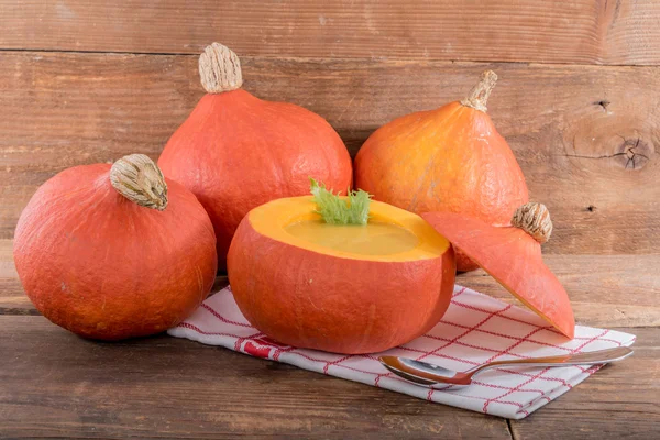 Pumpkin soup in a pumpkin — Stock Photo, Image