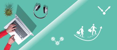 Toparlanma kavramının sembolü olan dizüstü bilgisayar kullanan ellerin üst görünümü