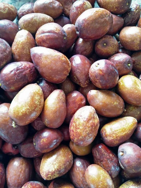 Una Foto Primer Plano Cantidad Recién Recogida Frutas Jujubes Fotografiadas — Foto de Stock